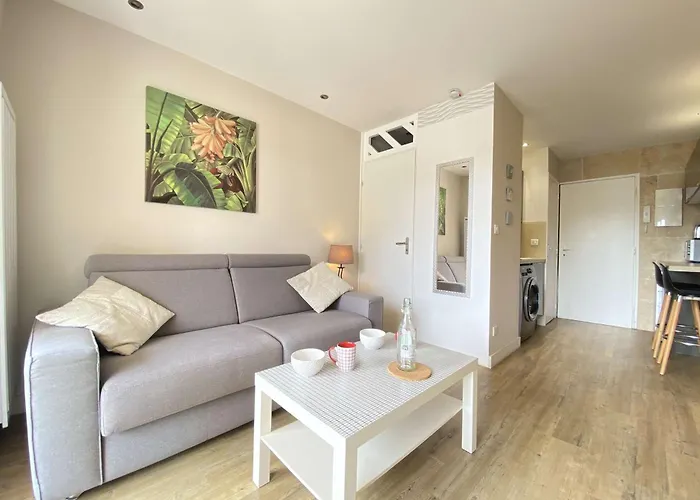 Moderne Avec Balcon Sud, Parking Prive, Pres Avenue De Gaulle - 2 Couchages A - Fr-1-245-107 *